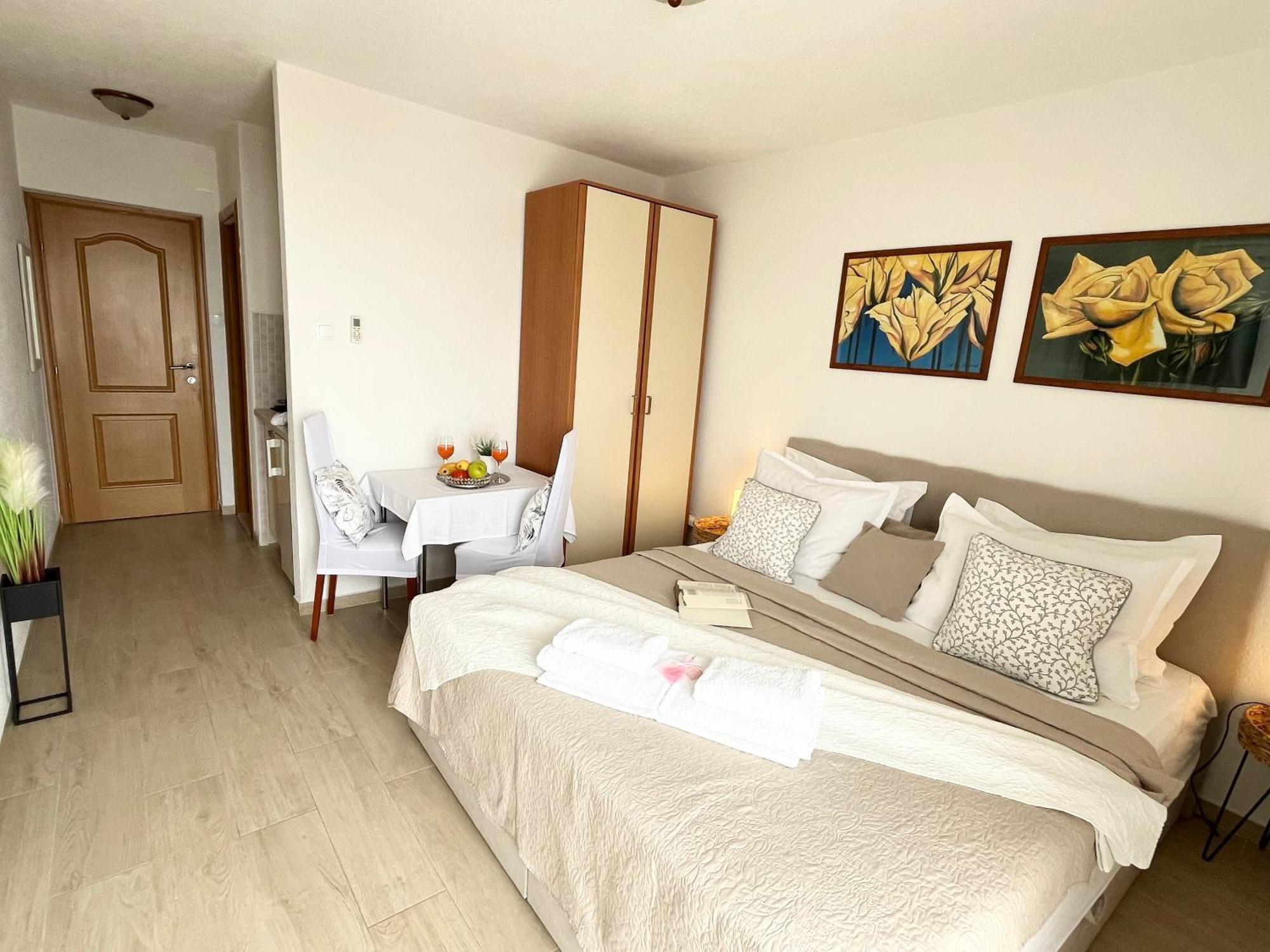 Apartments Irma Baska Voda Exterior photo